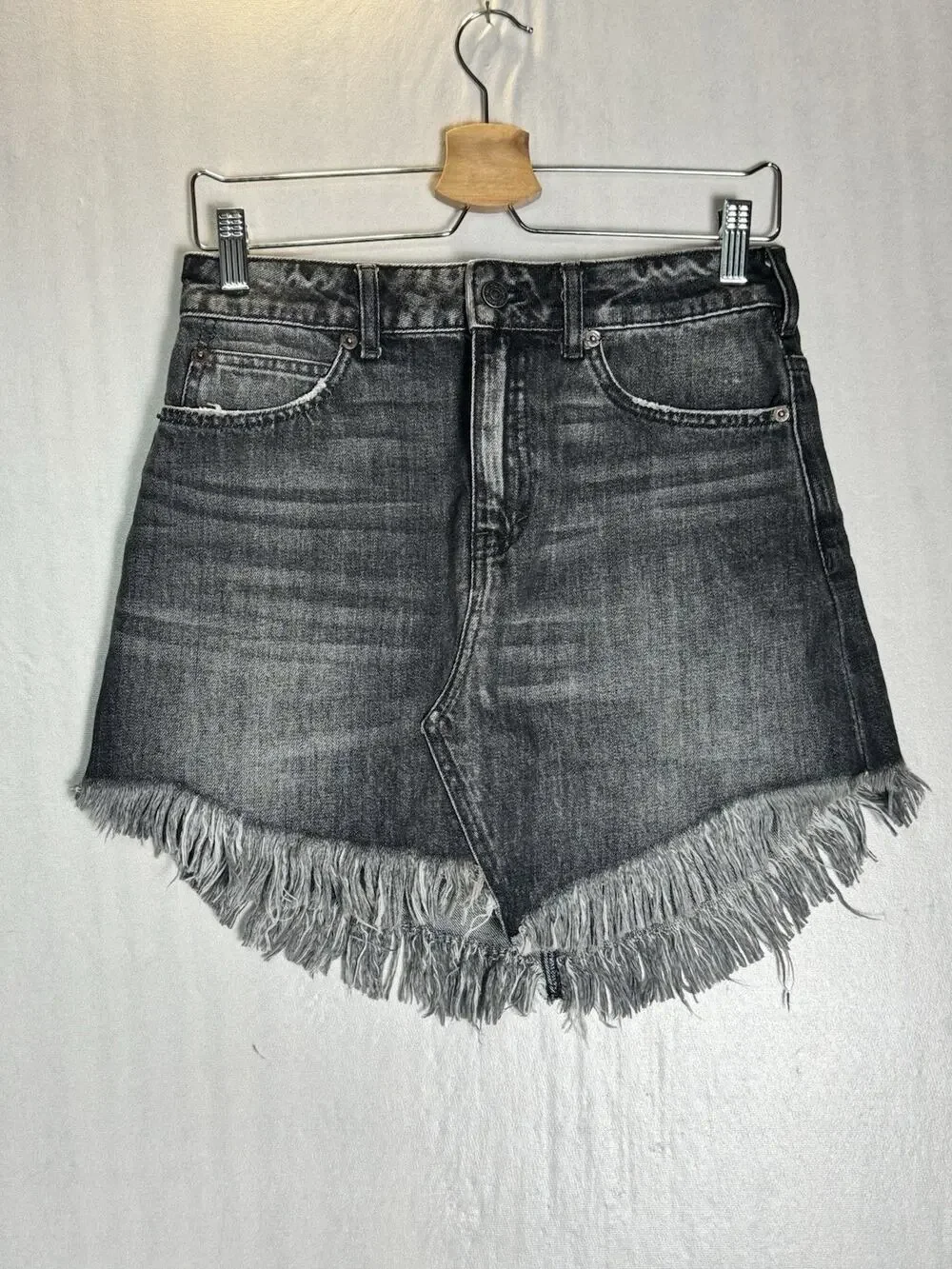 Free People Womens Black Raw Frayed Hem Boho Denim Mini Skirt Indie Sleaze Sz 25